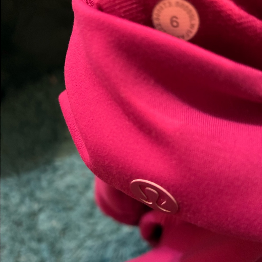 Lululemon Athletica Vibrant pink fiusha Leggings - Picture 5 of 5
